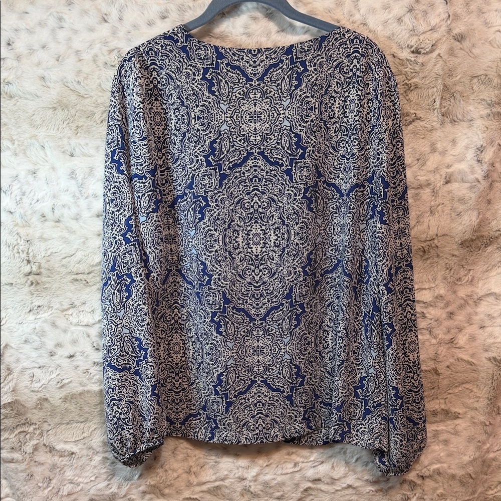 Laundry by Shelli Segal Blue and White Bohemian Blouse M - Picture 2 of 5